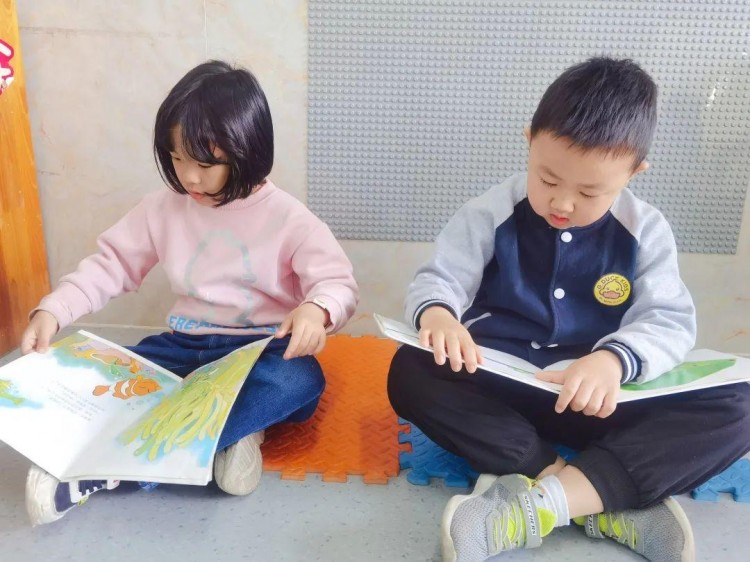 开卷有益 来参加读书spa-济南市中区乐山幼儿园读书月主题活动